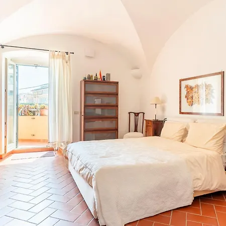 And Stylish Appartement Livourne