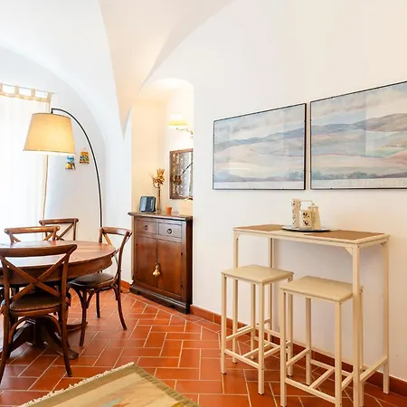 And Stylish Livourne