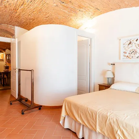 And Stylish Apartment *