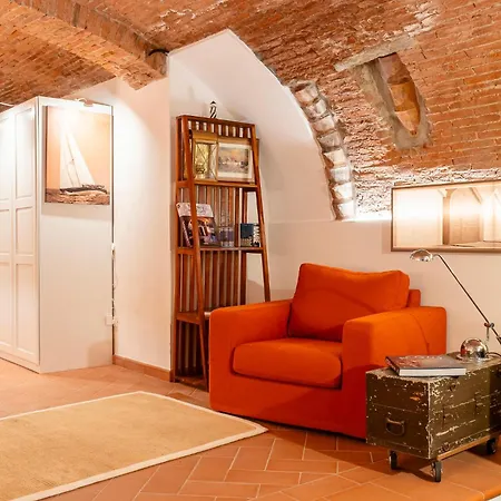 And Stylish Apartment