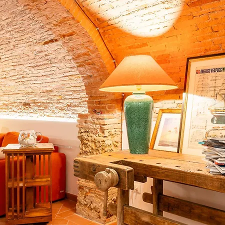 And Stylish Appartement Livourne