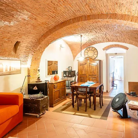 And Stylish Livourne