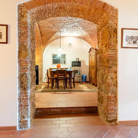 Apartment And Stylish Livorno